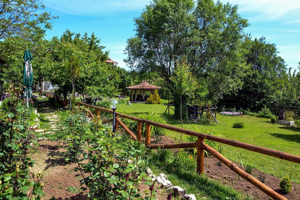 Park Hotel Djevana Gorna Oryakhovitsa Exterior foto