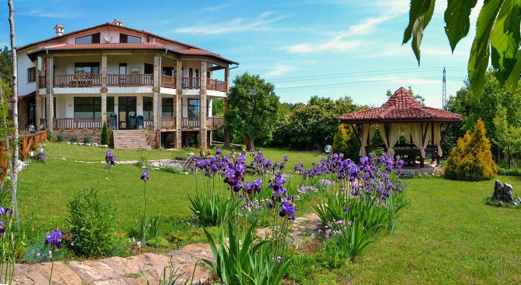 Park Hotel Djevana Gorna Oryakhovitsa Exterior foto