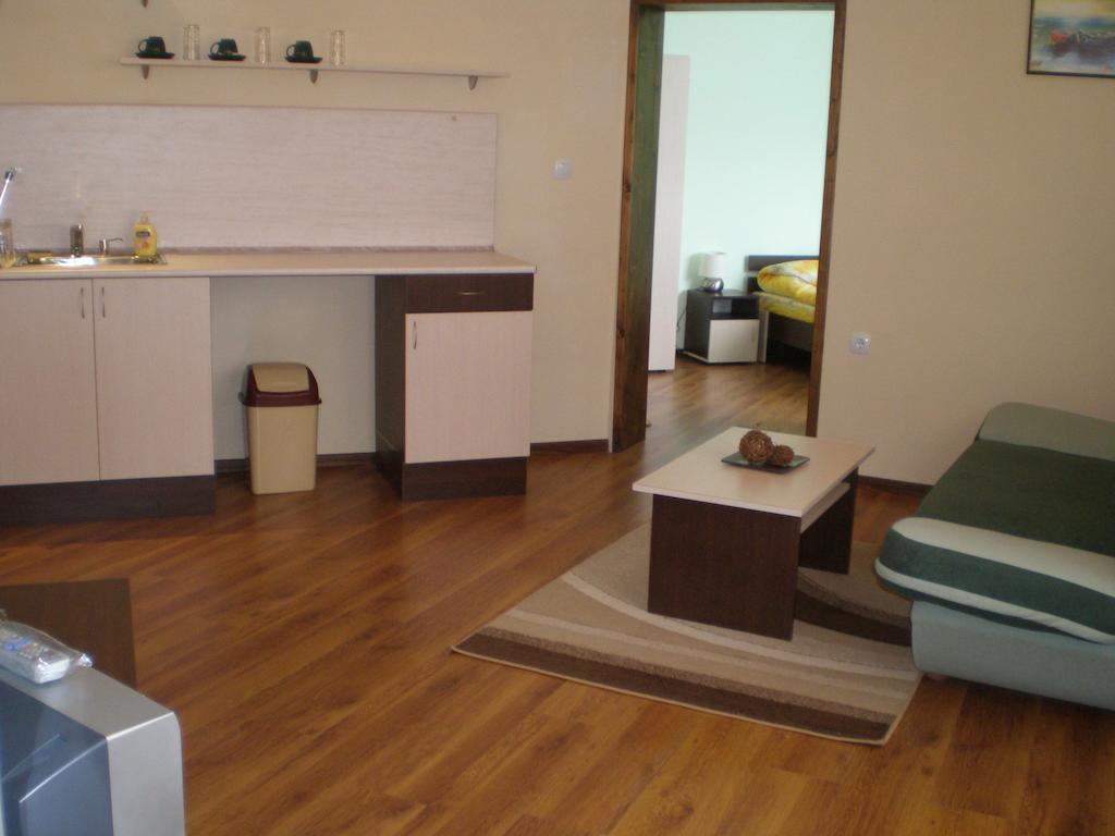 Park Hotel Djevana Gorna Oryakhovitsa Habitación foto