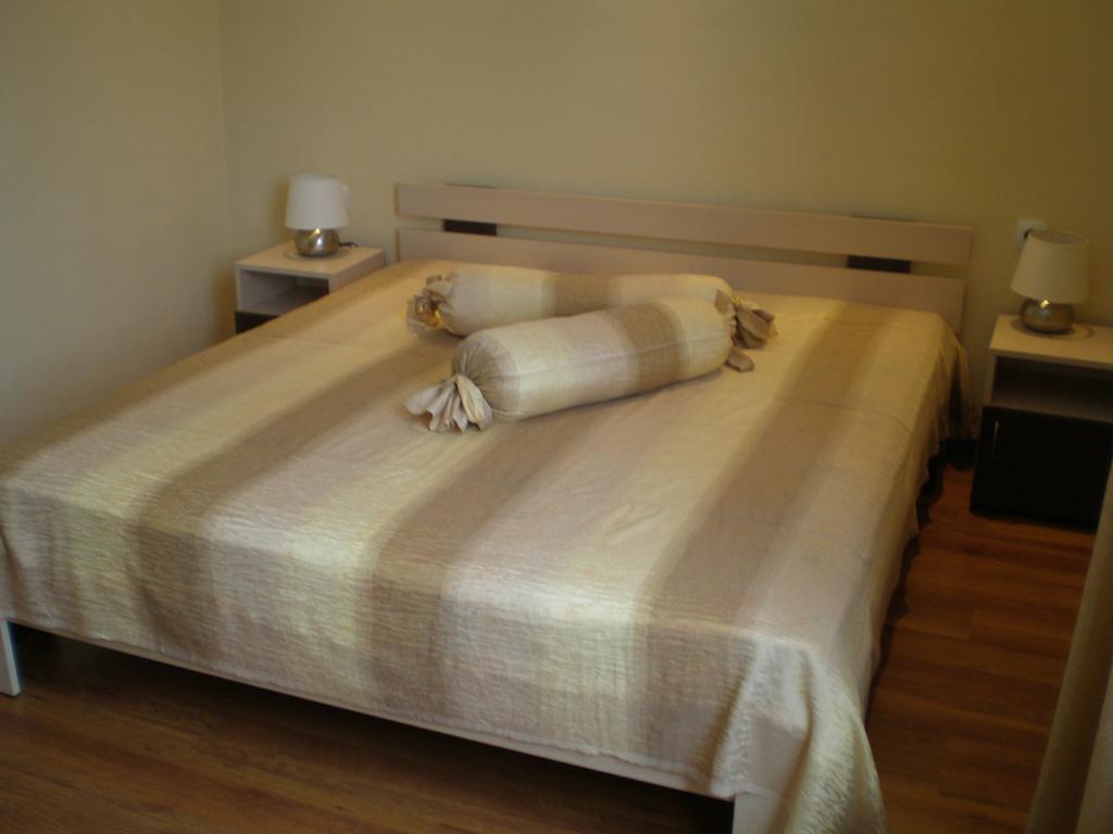 Park Hotel Djevana Gorna Oryakhovitsa Habitación foto