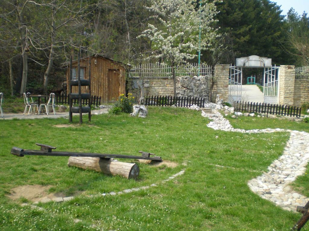 Park Hotel Djevana Gorna Oryakhovitsa Exterior foto